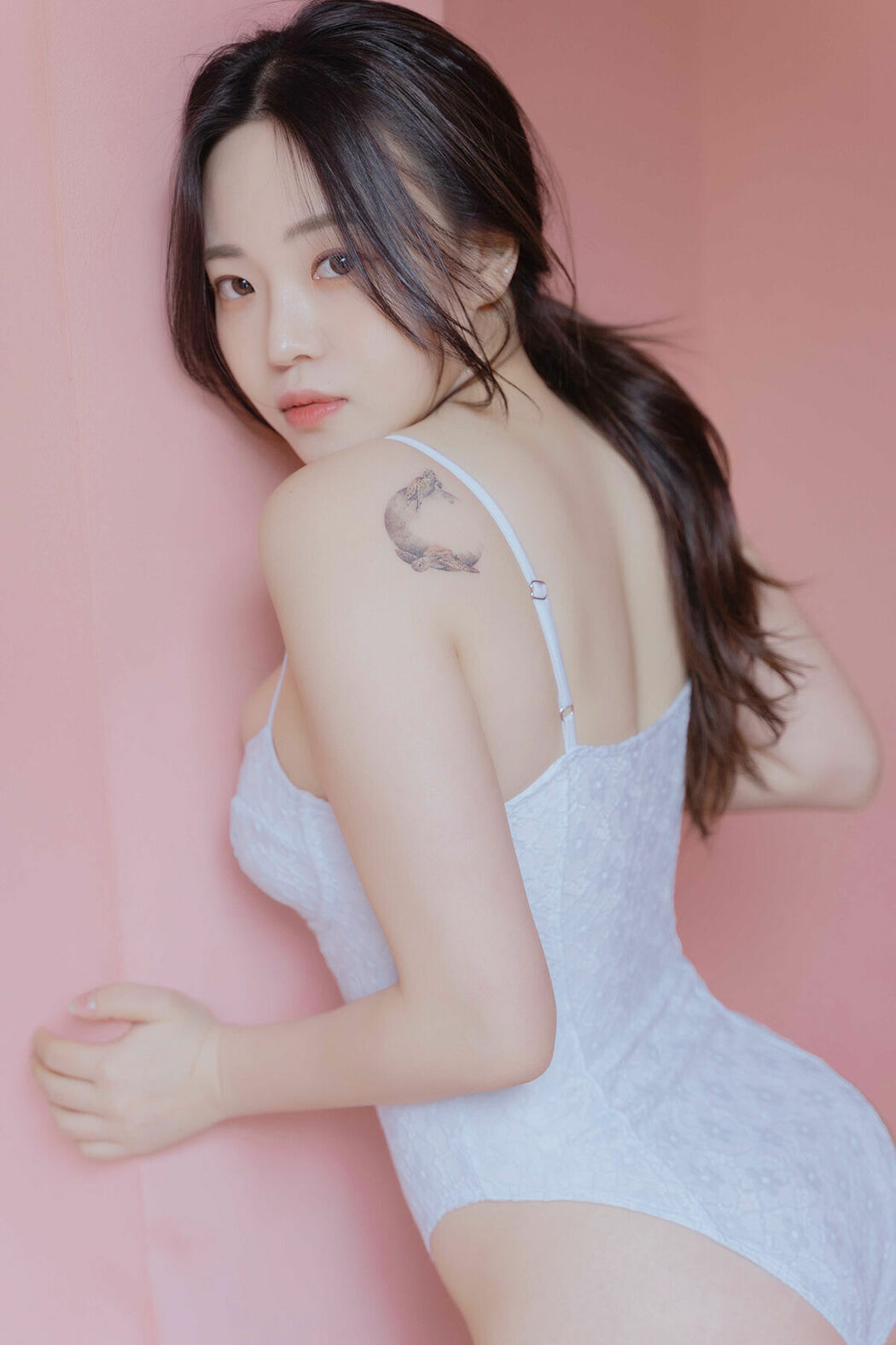 LE LEDG-180 Sunny (75P) Cover Photo