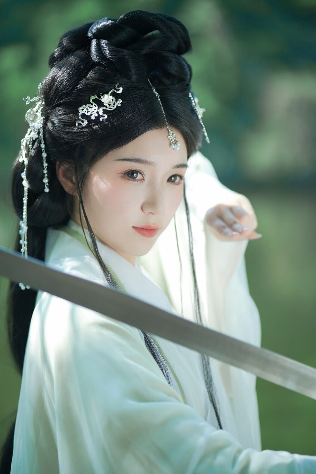 YiTuYu艺图语 Vol.9168 Zi Yu He Dian Tian De Ya (14P)