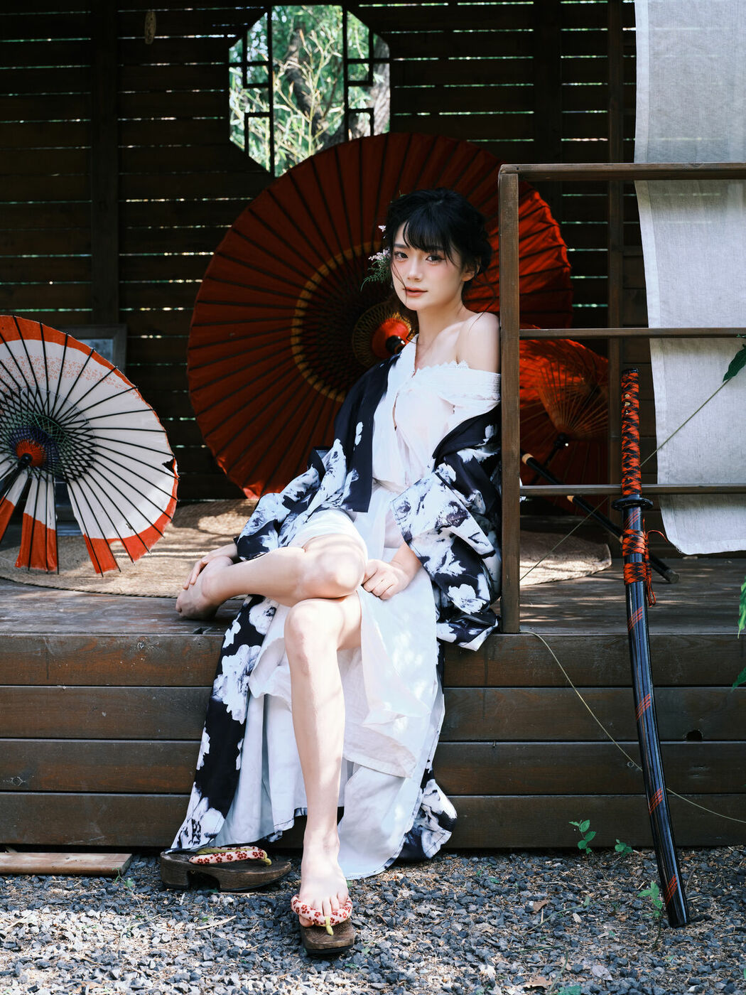 YiTuYu艺图语 Vol.9163 Xiao Shan Zao Jian (48P)