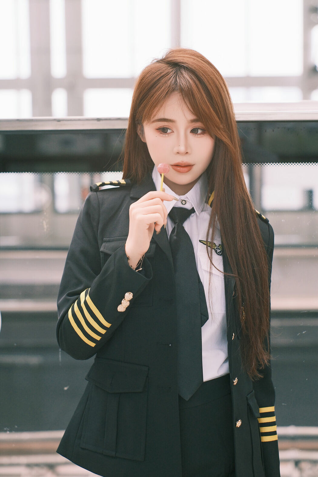 YiTuYu艺图语 Vol.9155 Pao Fu Xiao Fang (21P)