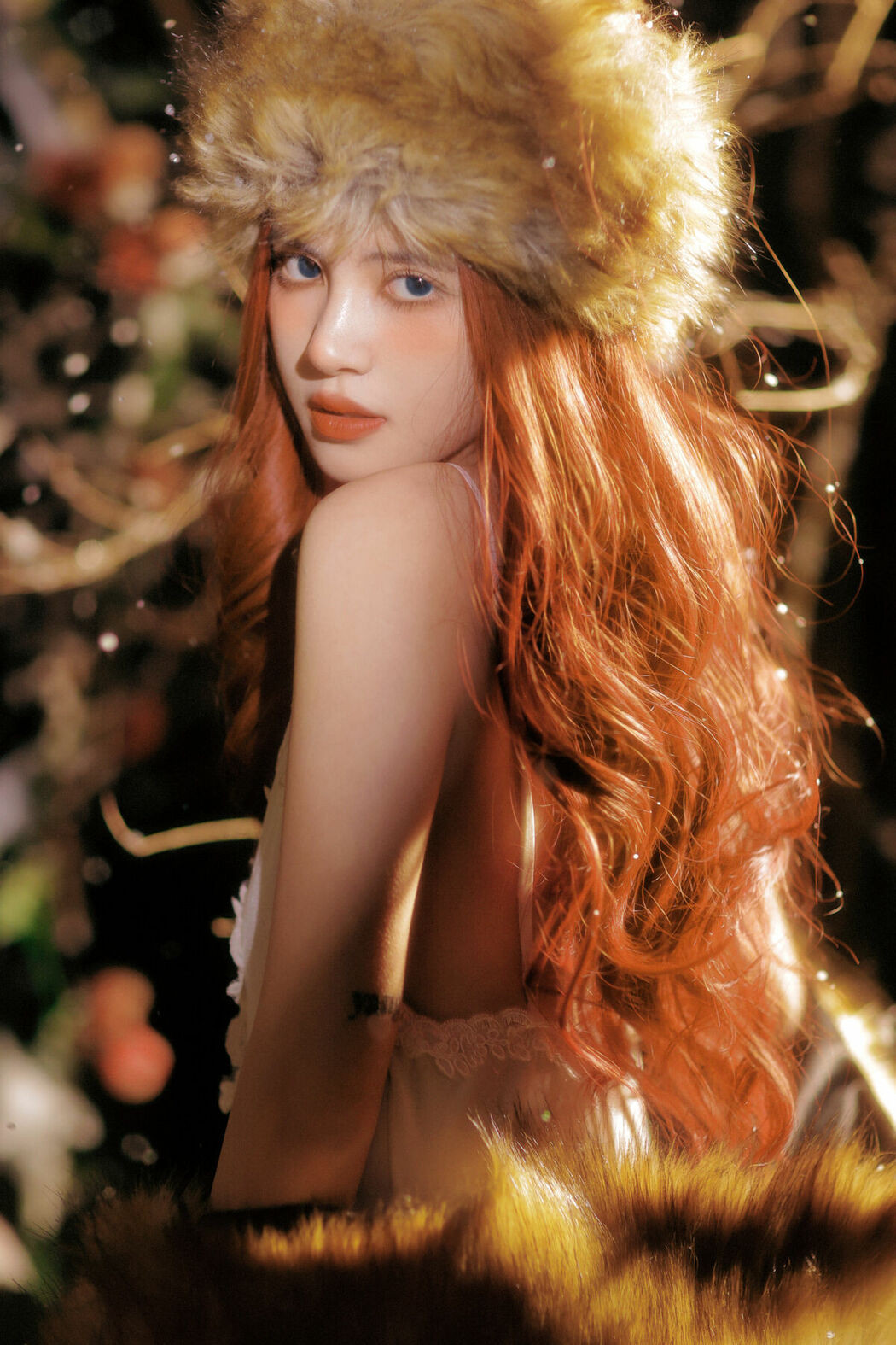 YiTuYu艺图语 Vol.9156 Pa Pa Xiao Gong Zhu (16P)