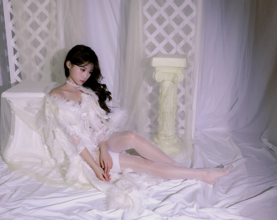 YiTuYu艺图语 Vol.9170 Lan Lan (38P)