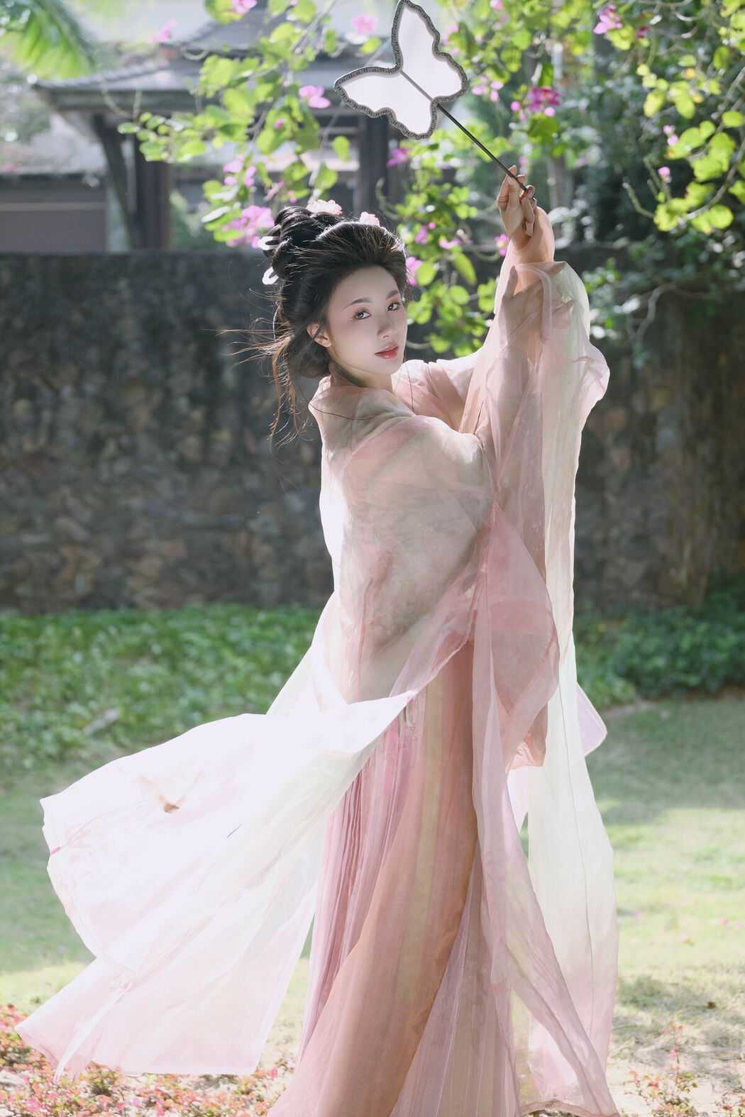 YiTuYu艺图语 Vol.9169 Xiao Guan (20P)