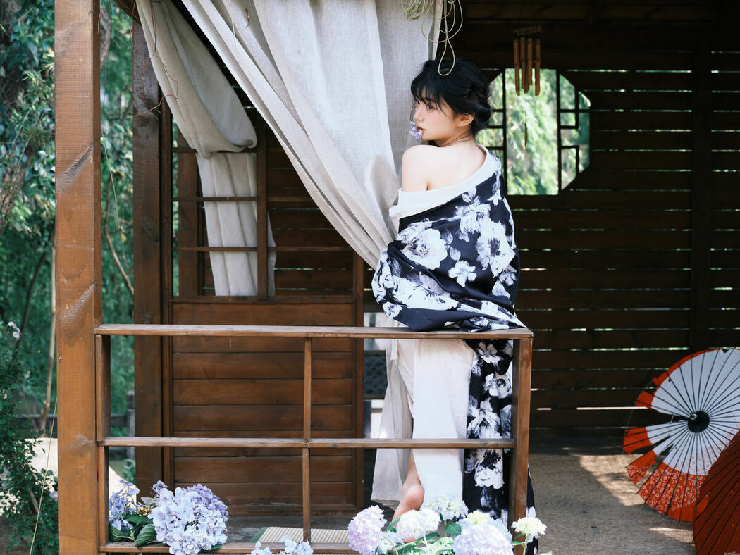 YiTuYu艺图语 Vol.9163 Xiao Shan Zao Jian (48P)