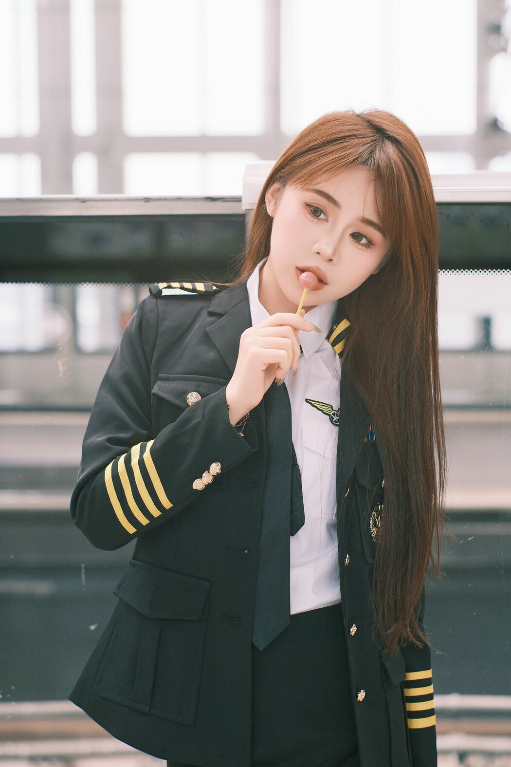 YiTuYu艺图语 Vol.9155 Pao Fu Xiao Fang (21P)