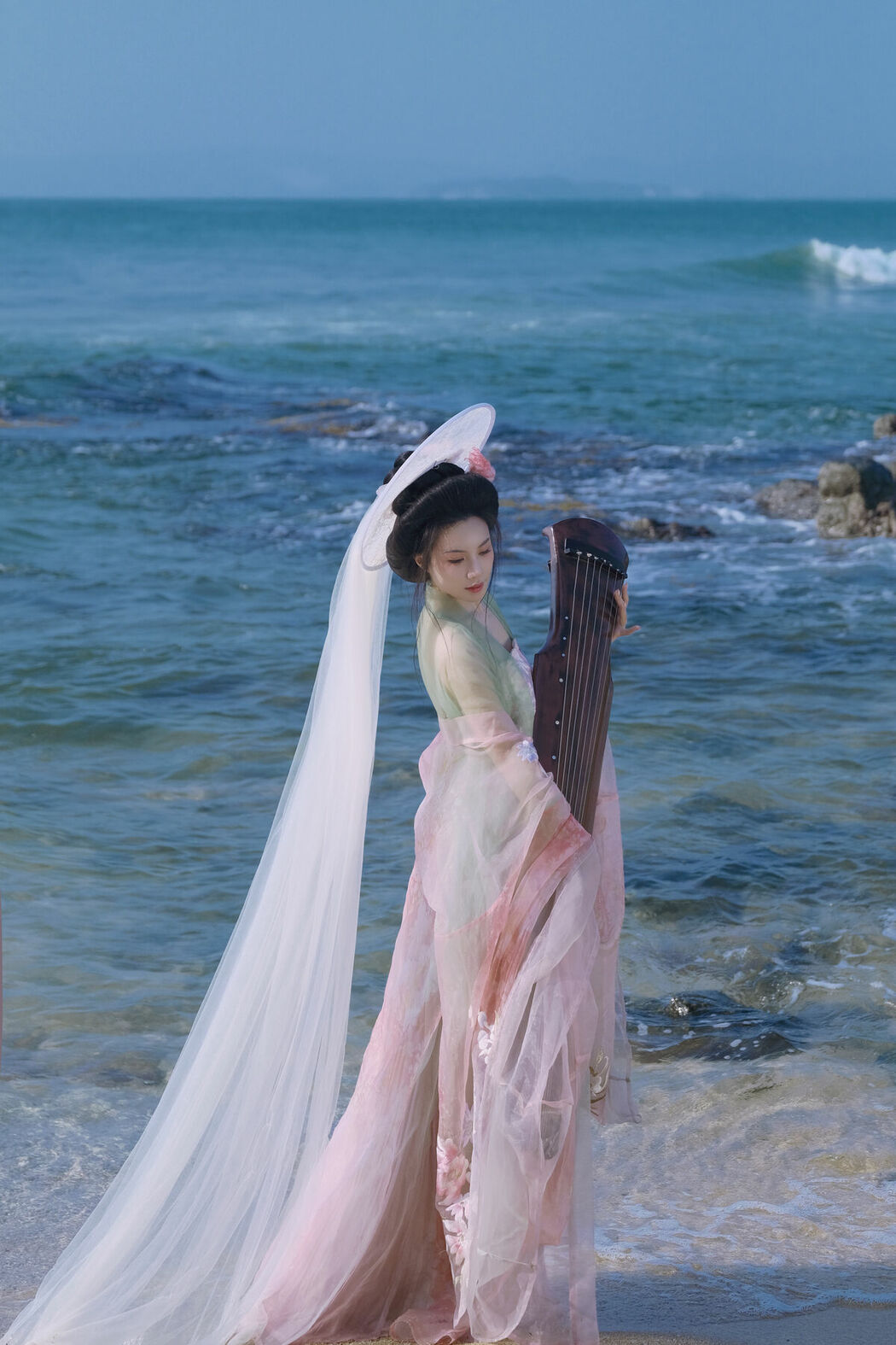 YiTuYu艺图语 Vol.9169 Xiao Guan (20P)