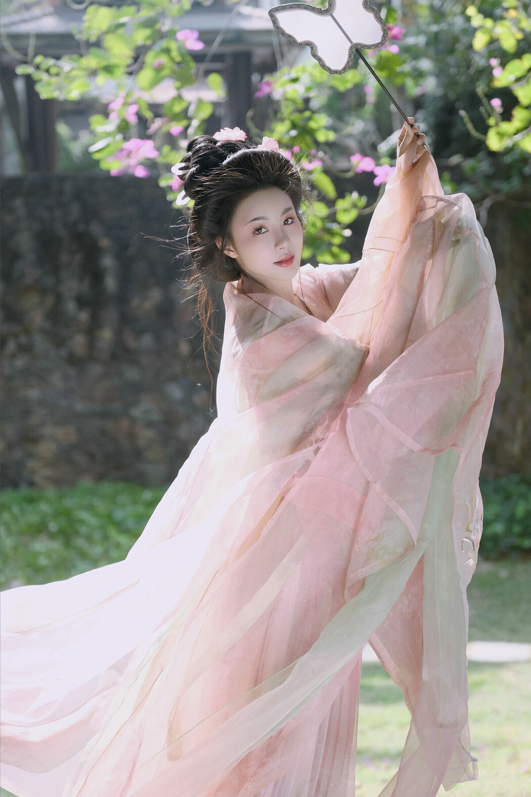 YiTuYu艺图语 Vol.9169 Xiao Guan (20P)