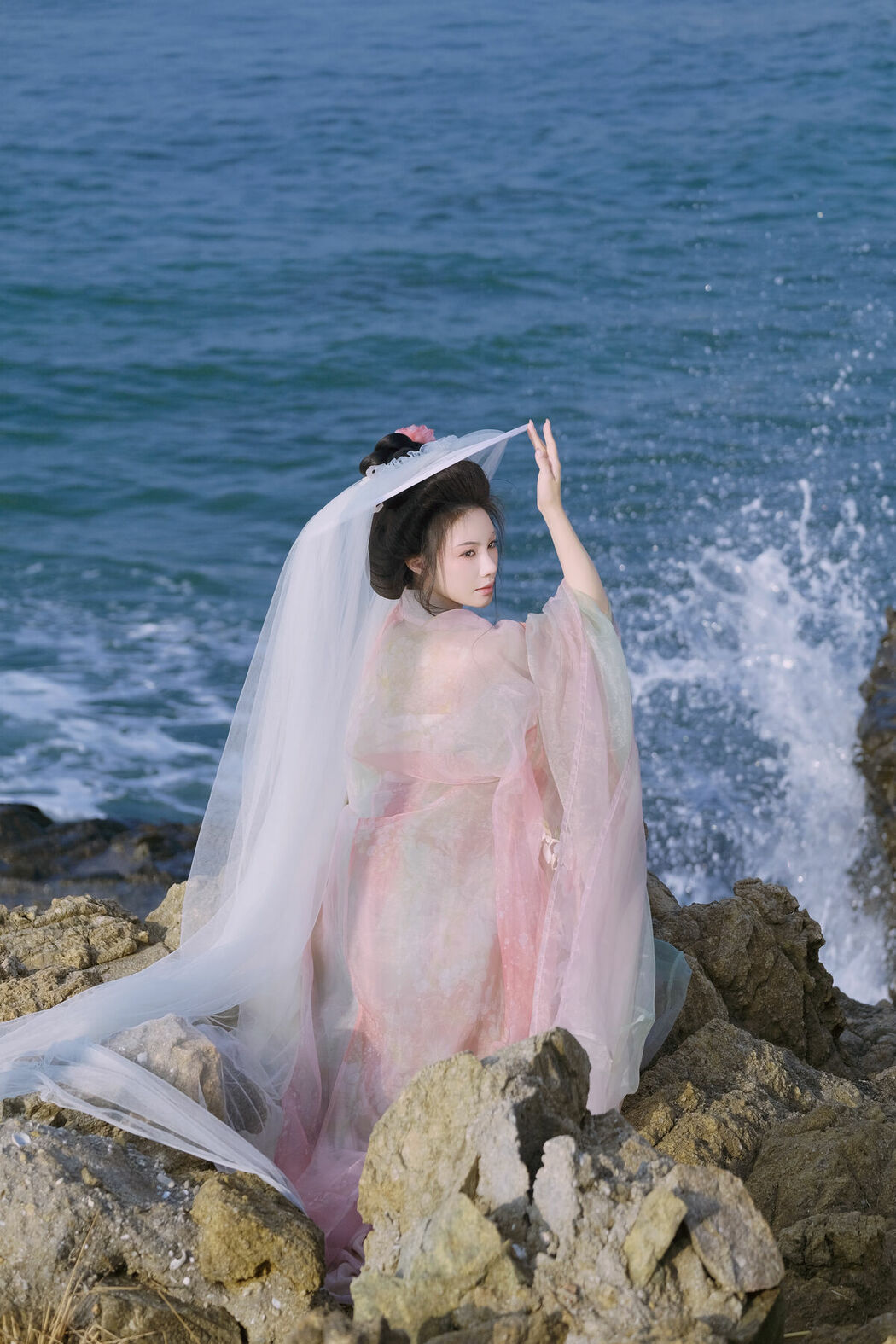 YiTuYu艺图语 Vol.9169 Xiao Guan (20P)