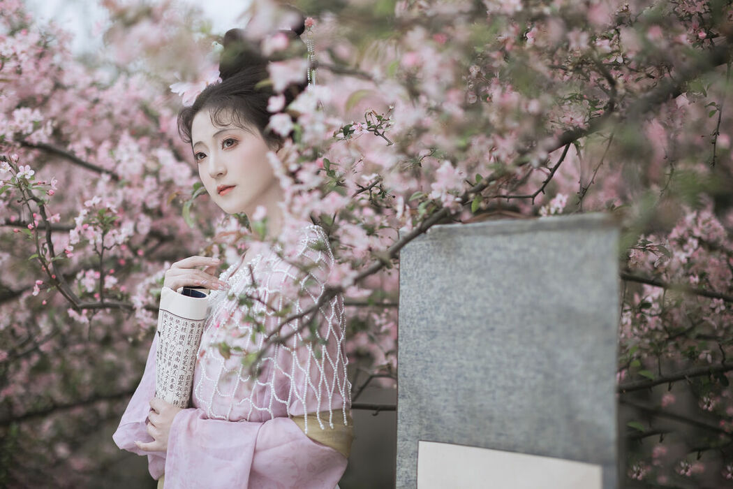 YiTuYu艺图语 Vol.9174 Fei Fei Xiang Bao Fu (36P)