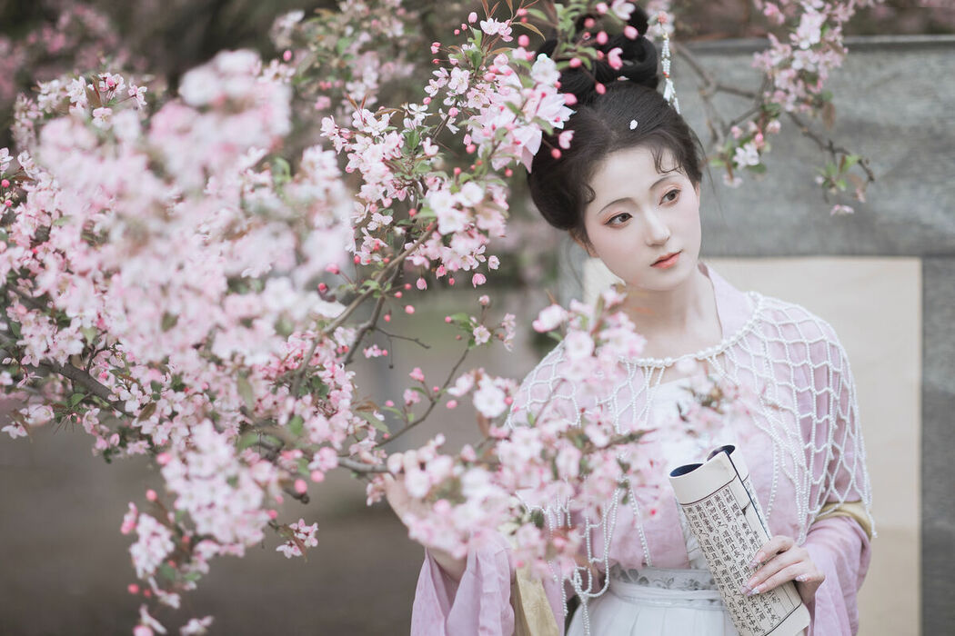 YiTuYu艺图语 Vol.9174 Fei Fei Xiang Bao Fu (36P)