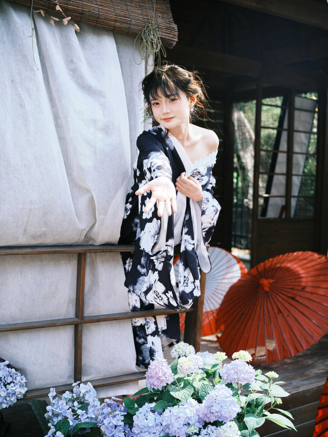 YiTuYu艺图语 Vol.9163 Xiao Shan Zao Jian (48P)