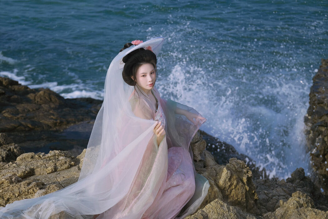 YiTuYu艺图语 Vol.9169 Xiao Guan (20P)