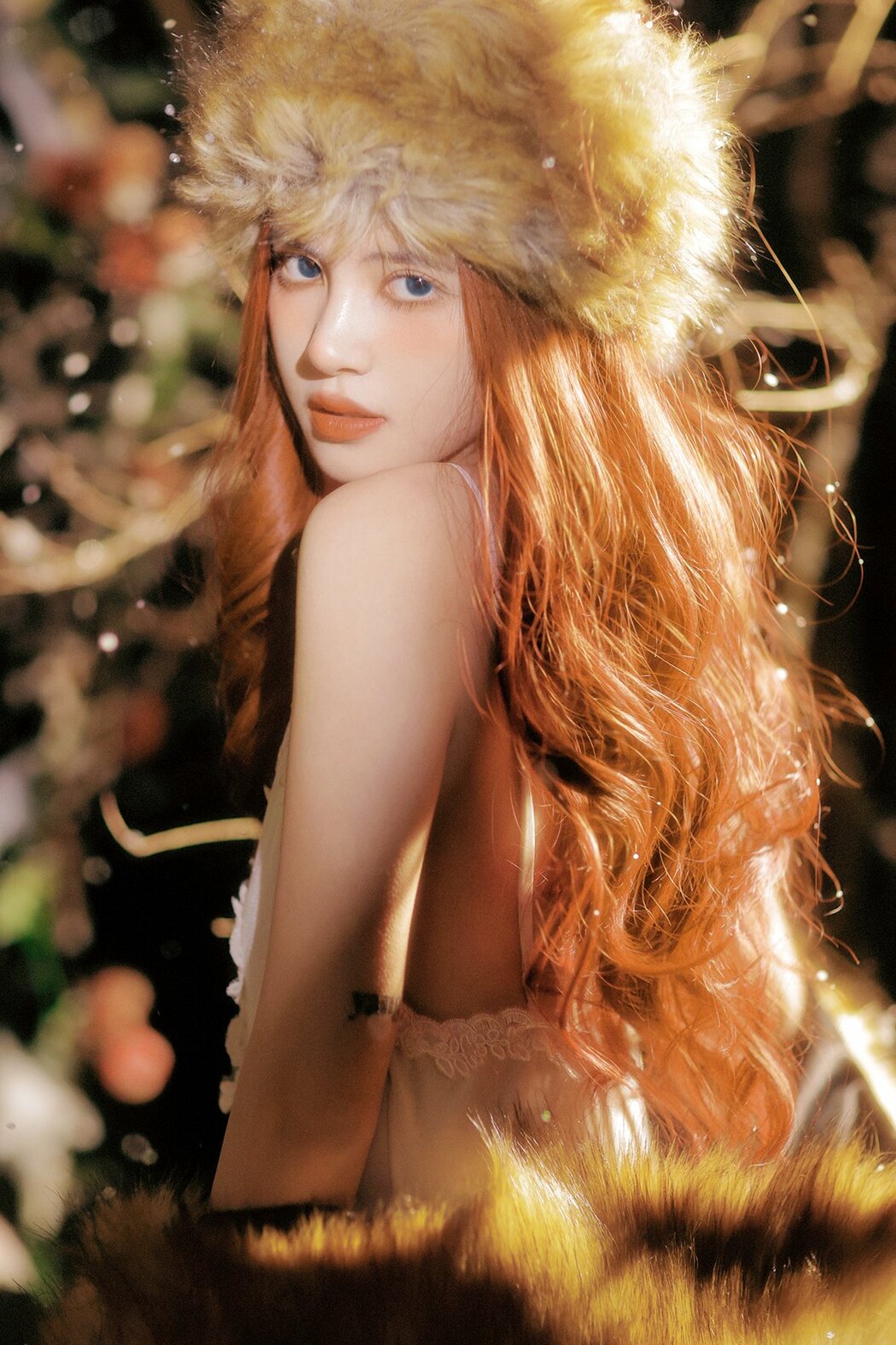 YiTuYu艺图语 Vol.9156 Pa Pa Xiao Gong Zhu (16P) Cover Photo