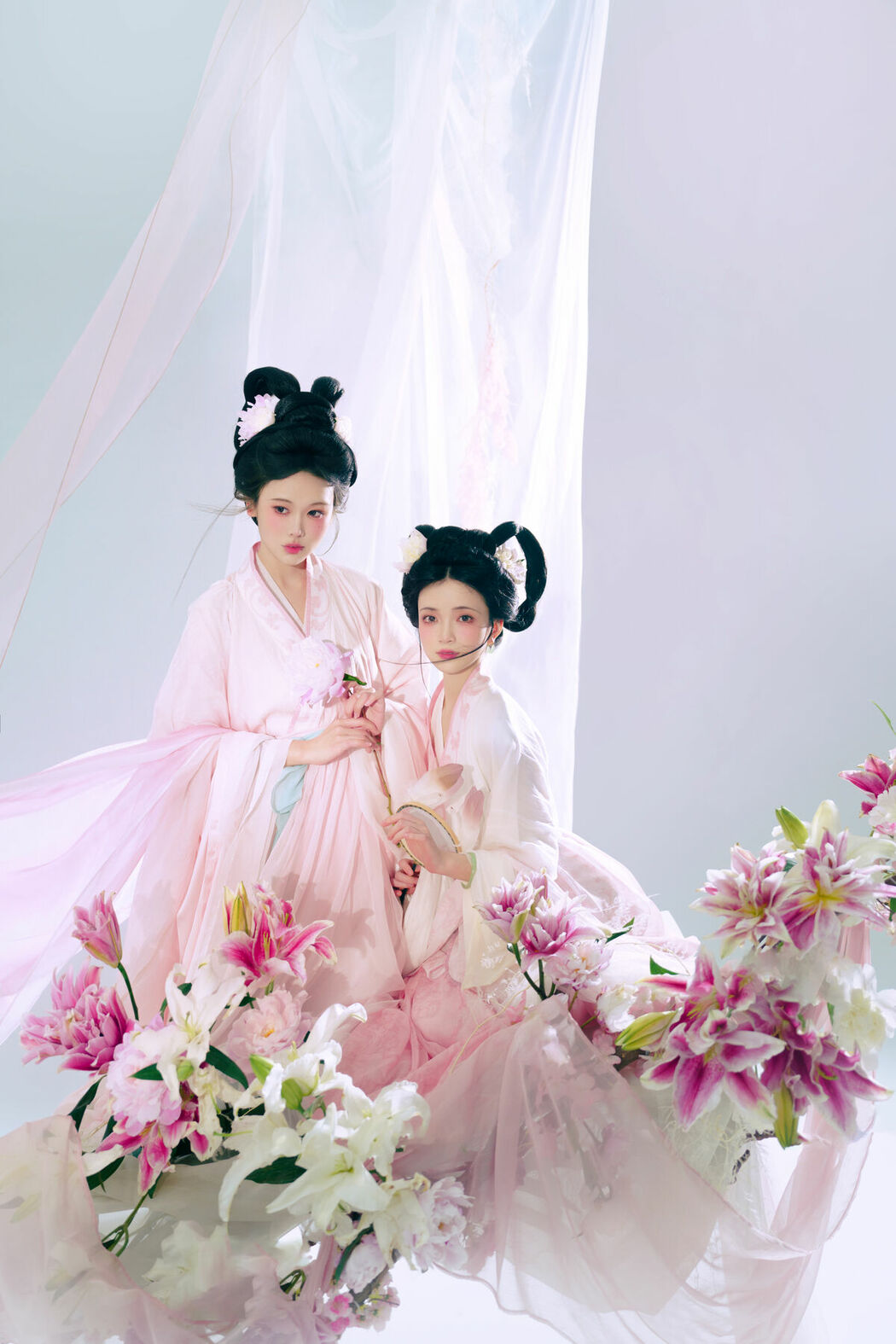 YiTuYu艺图语 Vol.9165 Tao Chi (32P)