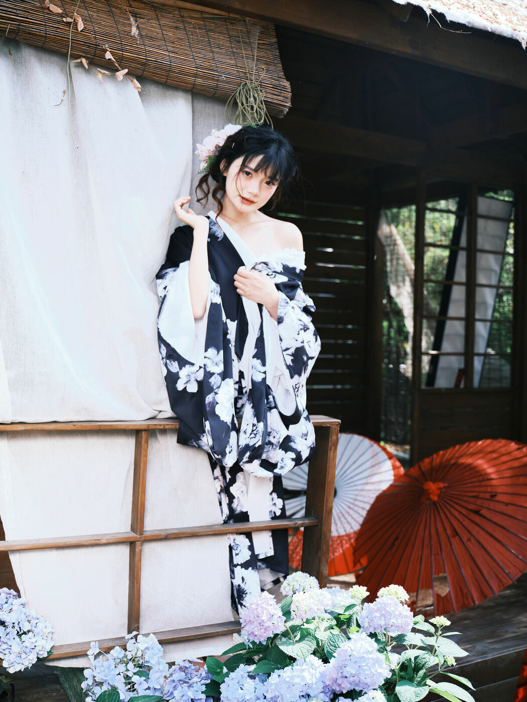 YiTuYu艺图语 Vol.9163 Xiao Shan Zao Jian (48P)