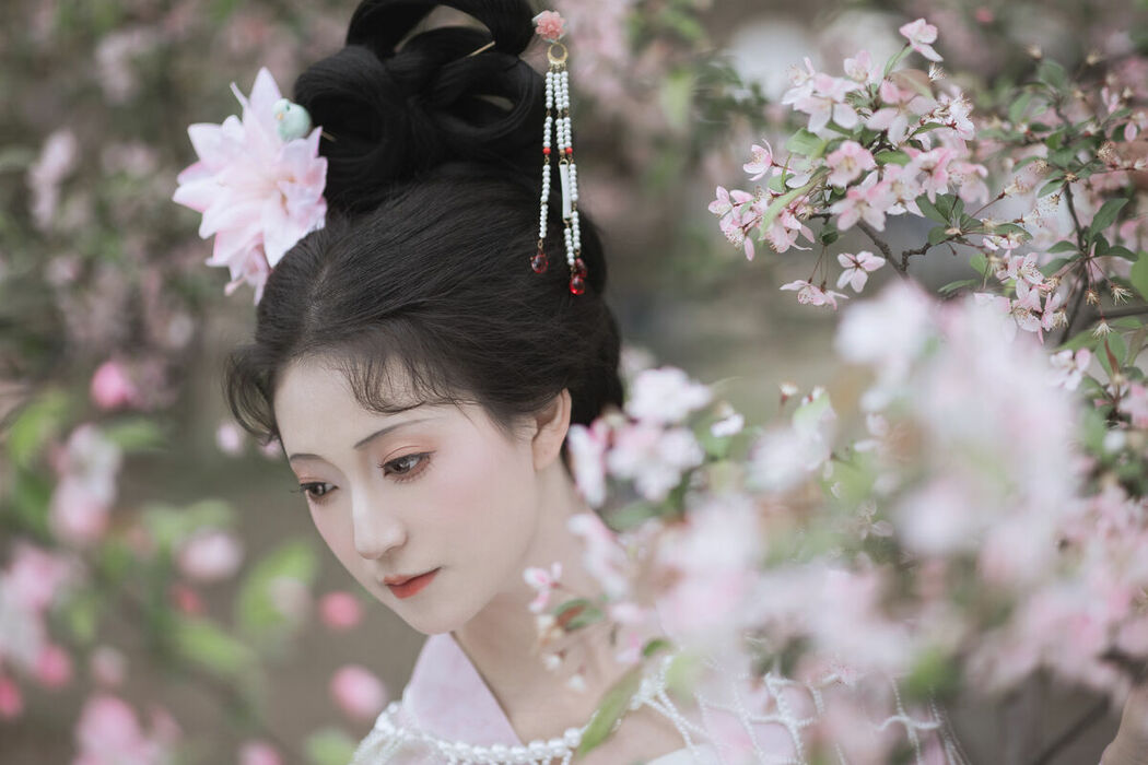 YiTuYu艺图语 Vol.9174 Fei Fei Xiang Bao Fu (36P)