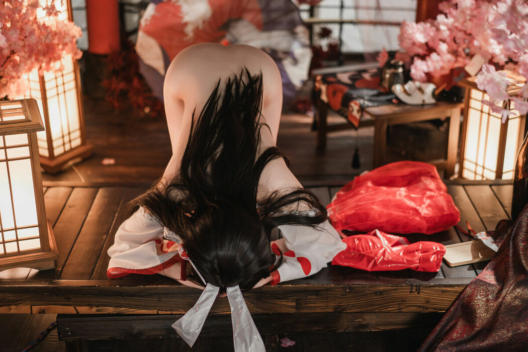 Coser@Natsuko夏夏子 – 碧蓝航线 大山巫女兔 (72P)