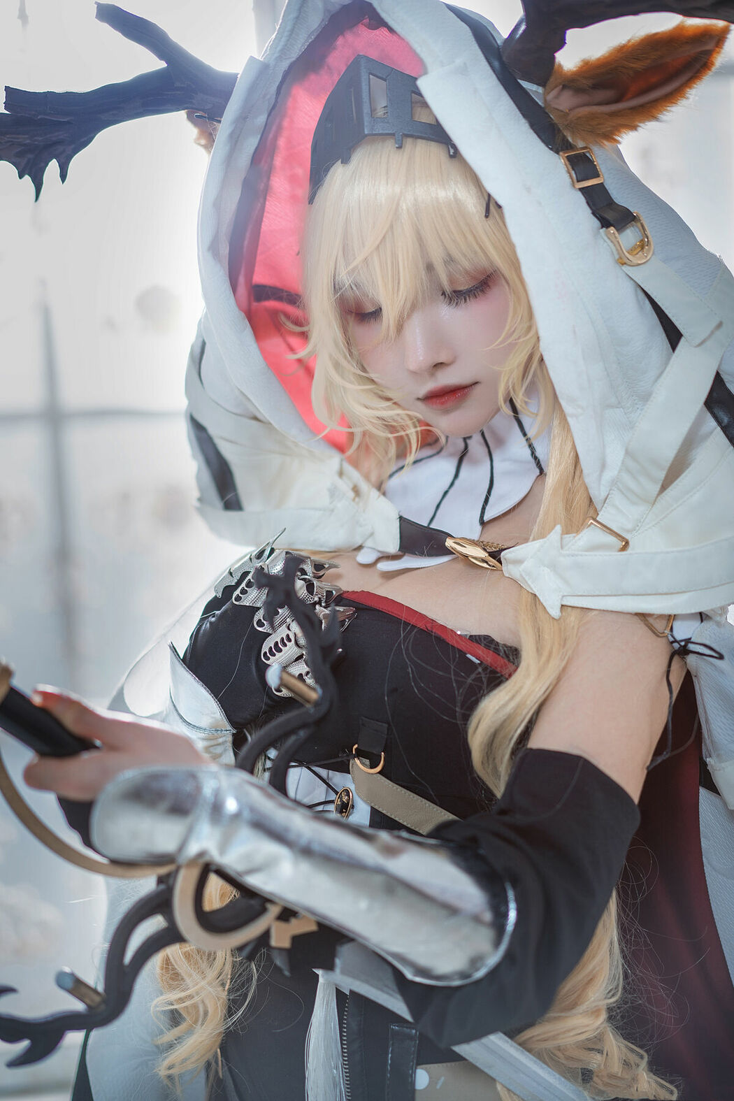 Coser@一千只猫薄禾 – 烛骑士 薇薇安娜 (13P)