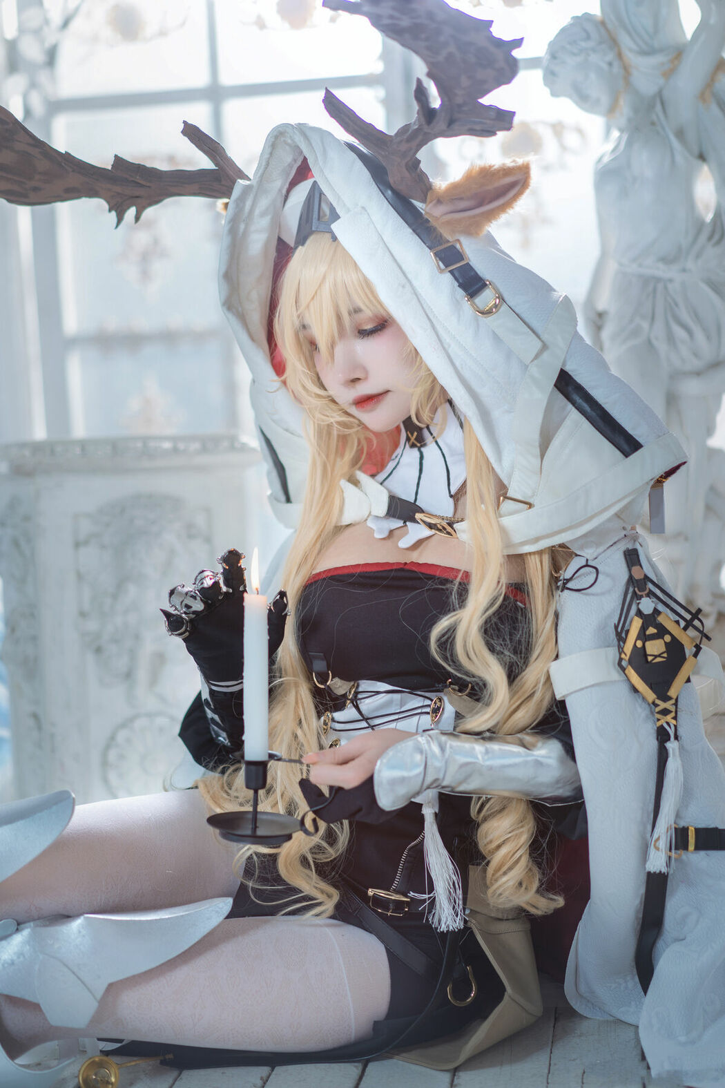 Coser@一千只猫薄禾 – 烛骑士 薇薇安娜 (13P)