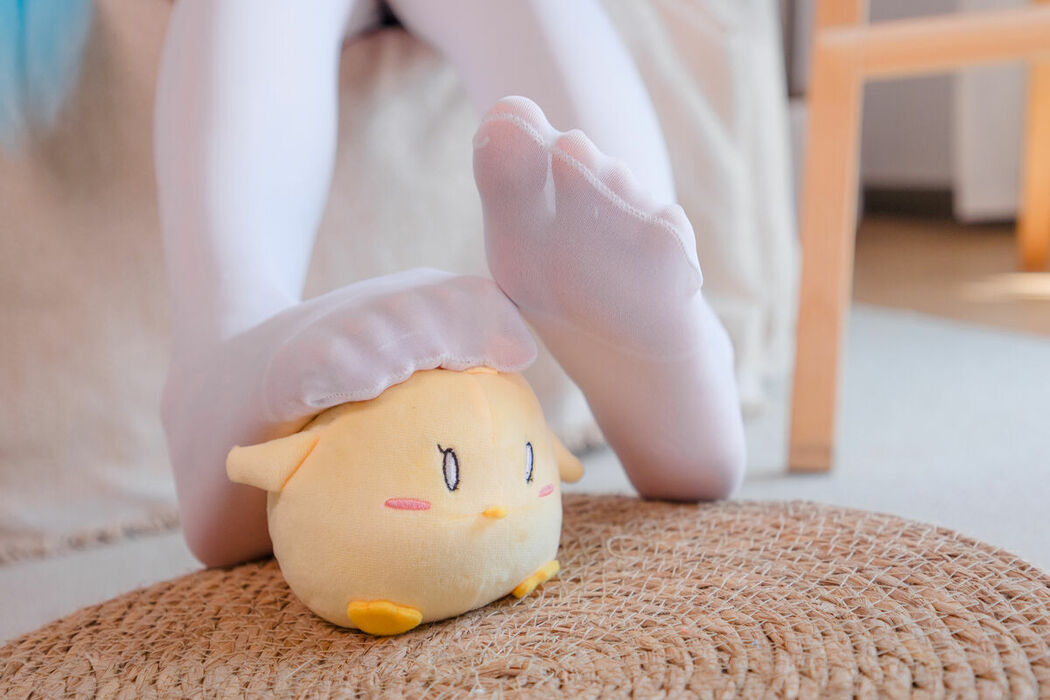 Coser@雪晴Astra – 雅努斯踌躇的换衣时间 (80P)