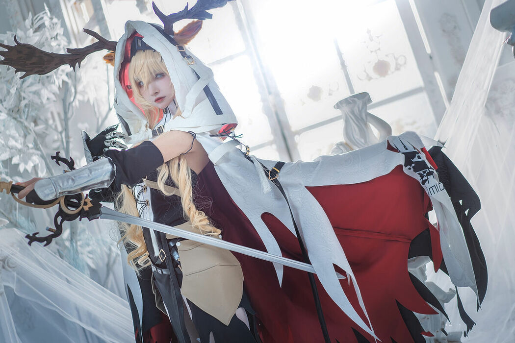 Coser@一千只猫薄禾 – 烛骑士 薇薇安娜 (13P)