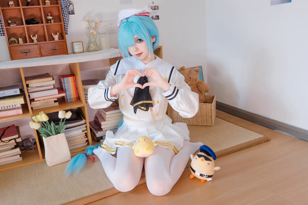 Coser@雪晴Astra – 雅努斯踌躇的换衣时间 (80P)