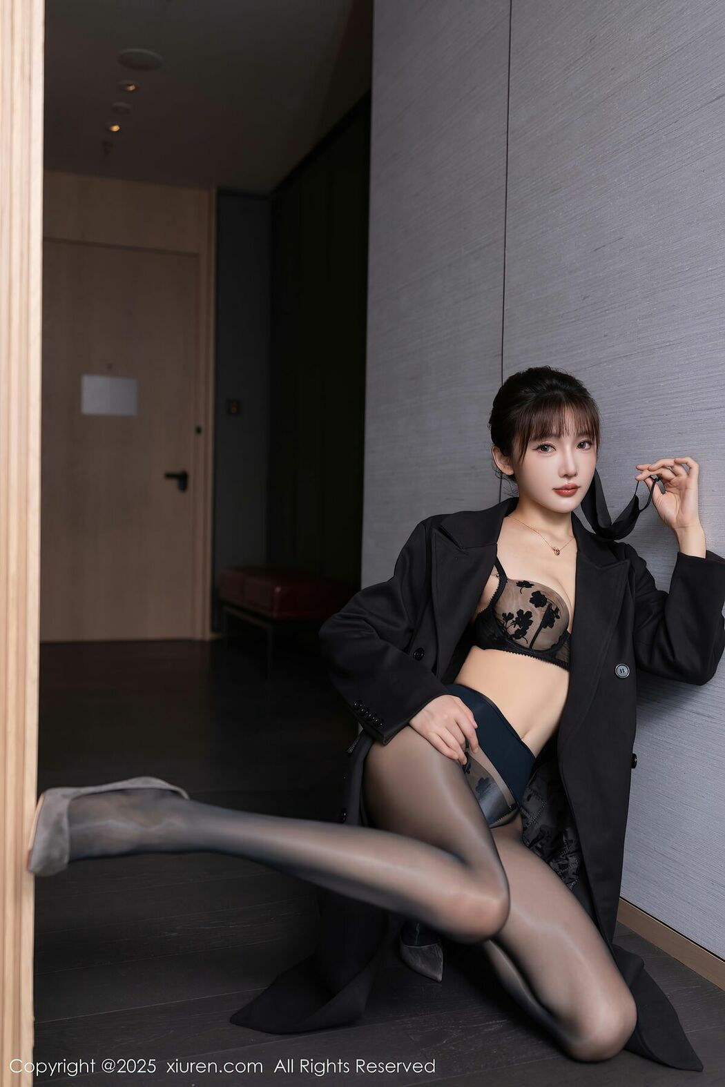 XiuRen秀人网 No.10880 Lu Xuan Xuan (78P)