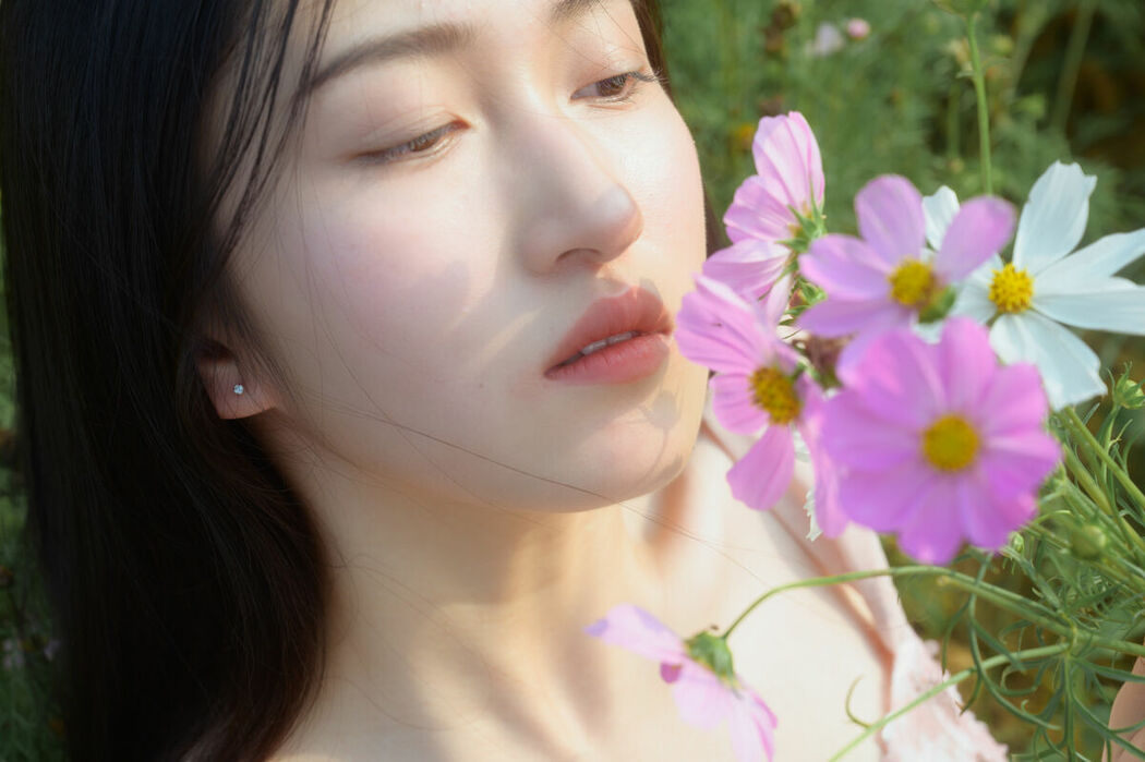 YiTuYu艺图语 Vol.9211 Ye Zhi Zhi Zhi (19P)