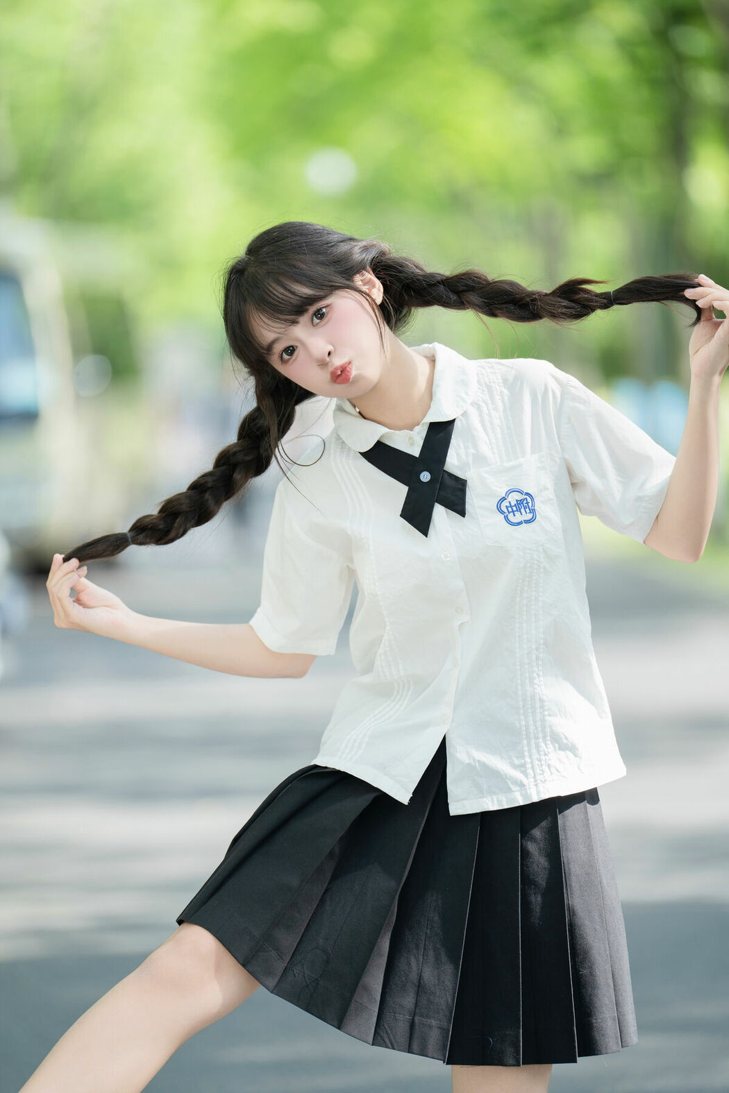 YiTuYu艺图语 Vol.9185 Xia Yu Xiao Nian (29P)