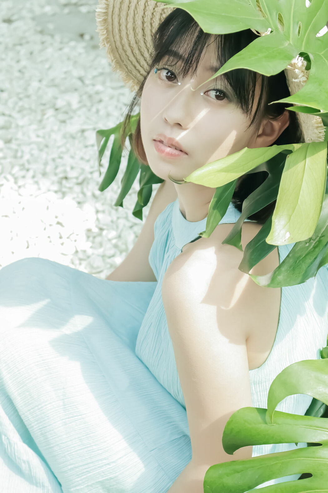 YiTuYu艺图语 Vol.9201 Wo Shi Yi Ke Sheng Dan Shu (18P)