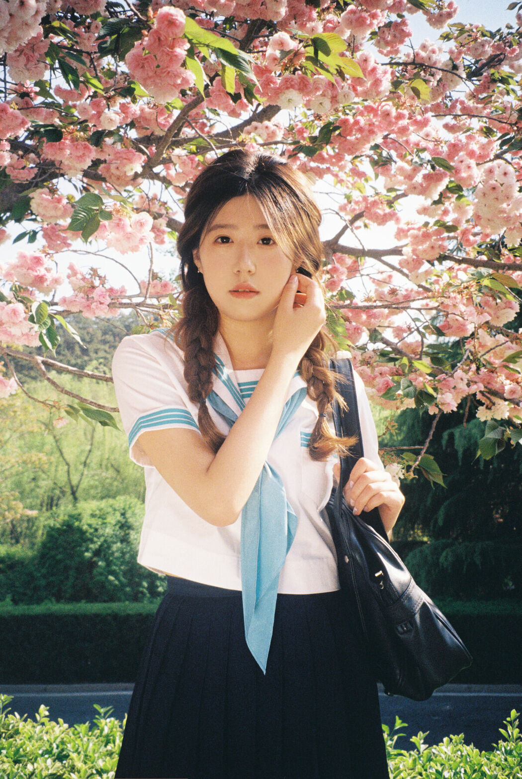 YiTuYu艺图语 Vol.9188 Yi Ming (15P)