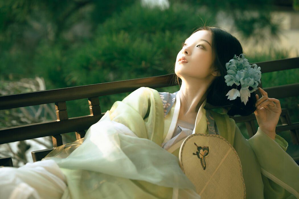 YiTuYu艺图语 Vol.9195 Li Yu Ayu (43P)