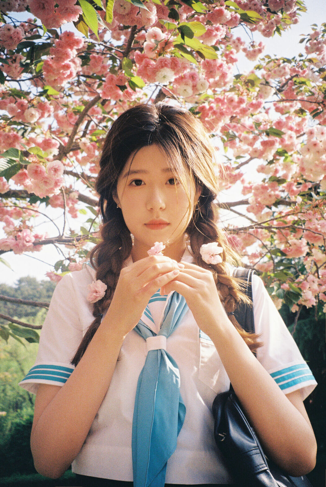 YiTuYu艺图语 Vol.9188 Yi Ming (15P)