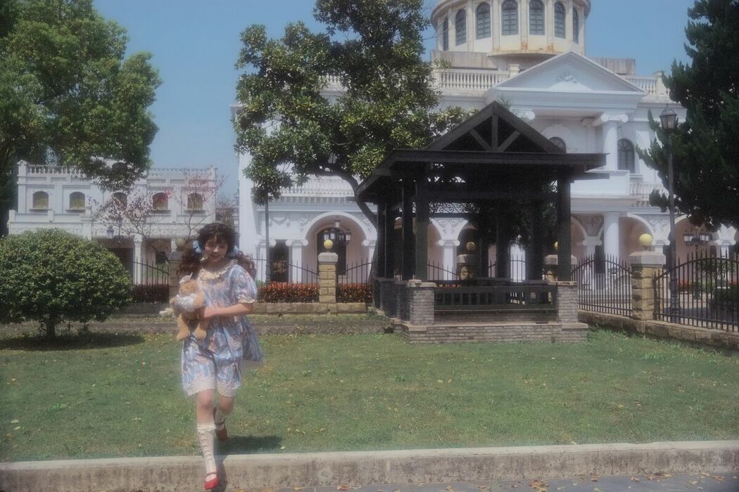 YiTuYu艺图语 Vol.9183 Zhu Shao Zi (37P)