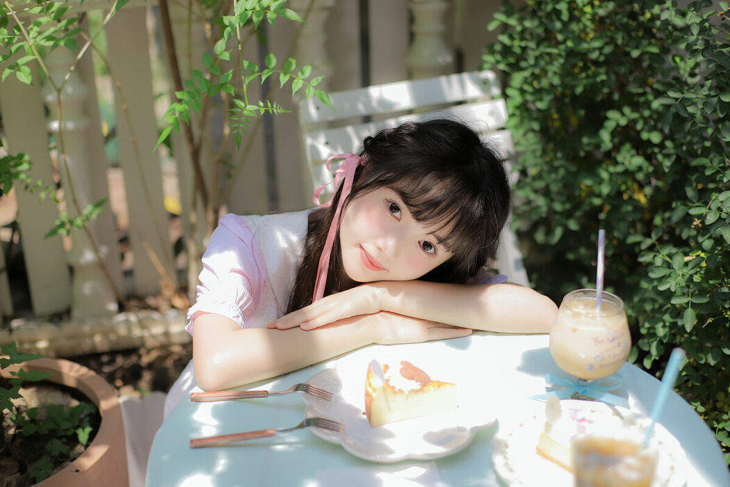 YiTuYu艺图语 Vol.9212 Bo Luo You Dian Tian (30P)