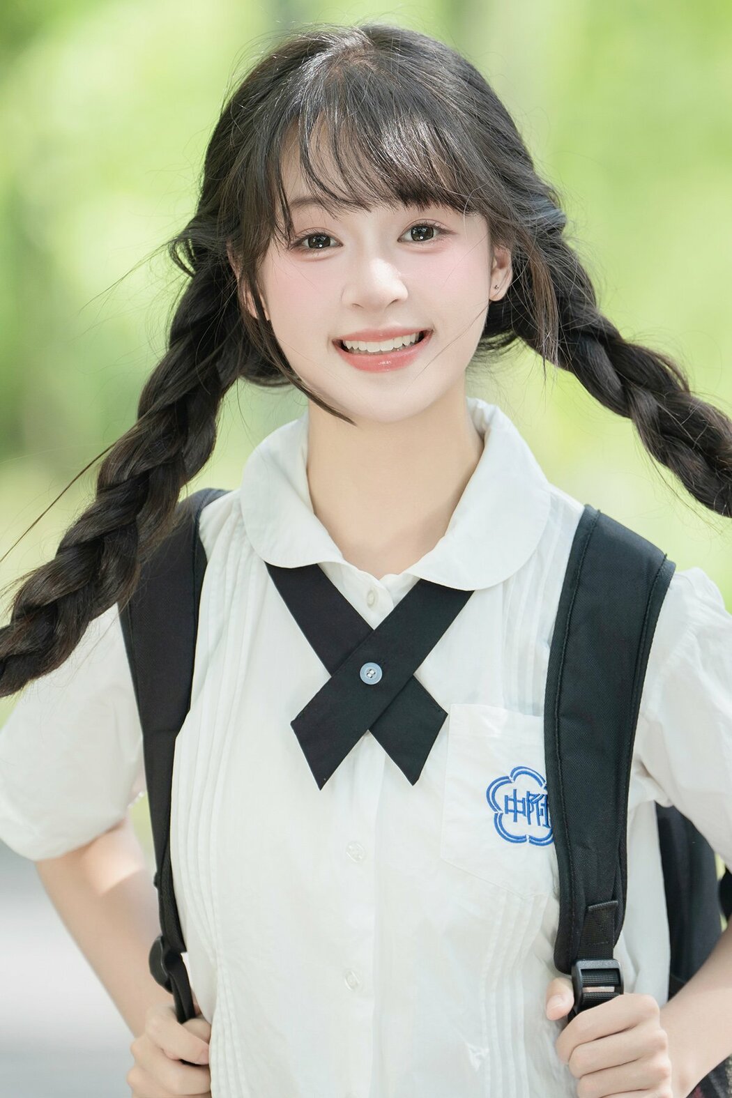 YiTuYu艺图语 Vol.9185 Xia Yu Xiao Nian (29P) Cover Photo