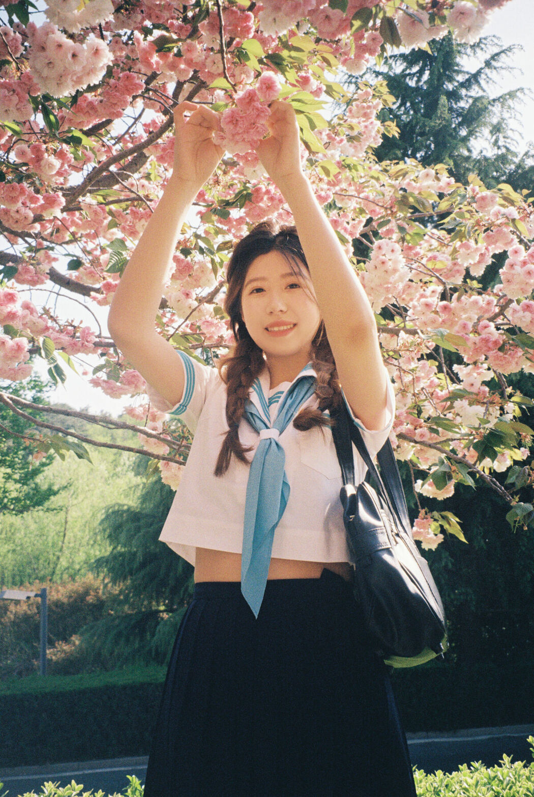 YiTuYu艺图语 Vol.9188 Yi Ming (15P)