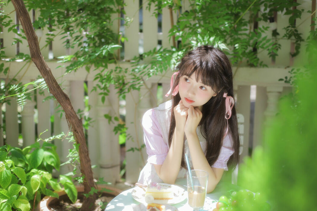 YiTuYu艺图语 Vol.9212 Bo Luo You Dian Tian (30P)