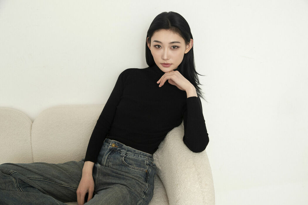 YiTuYu艺图语 Vol.9203 PENG (25P)