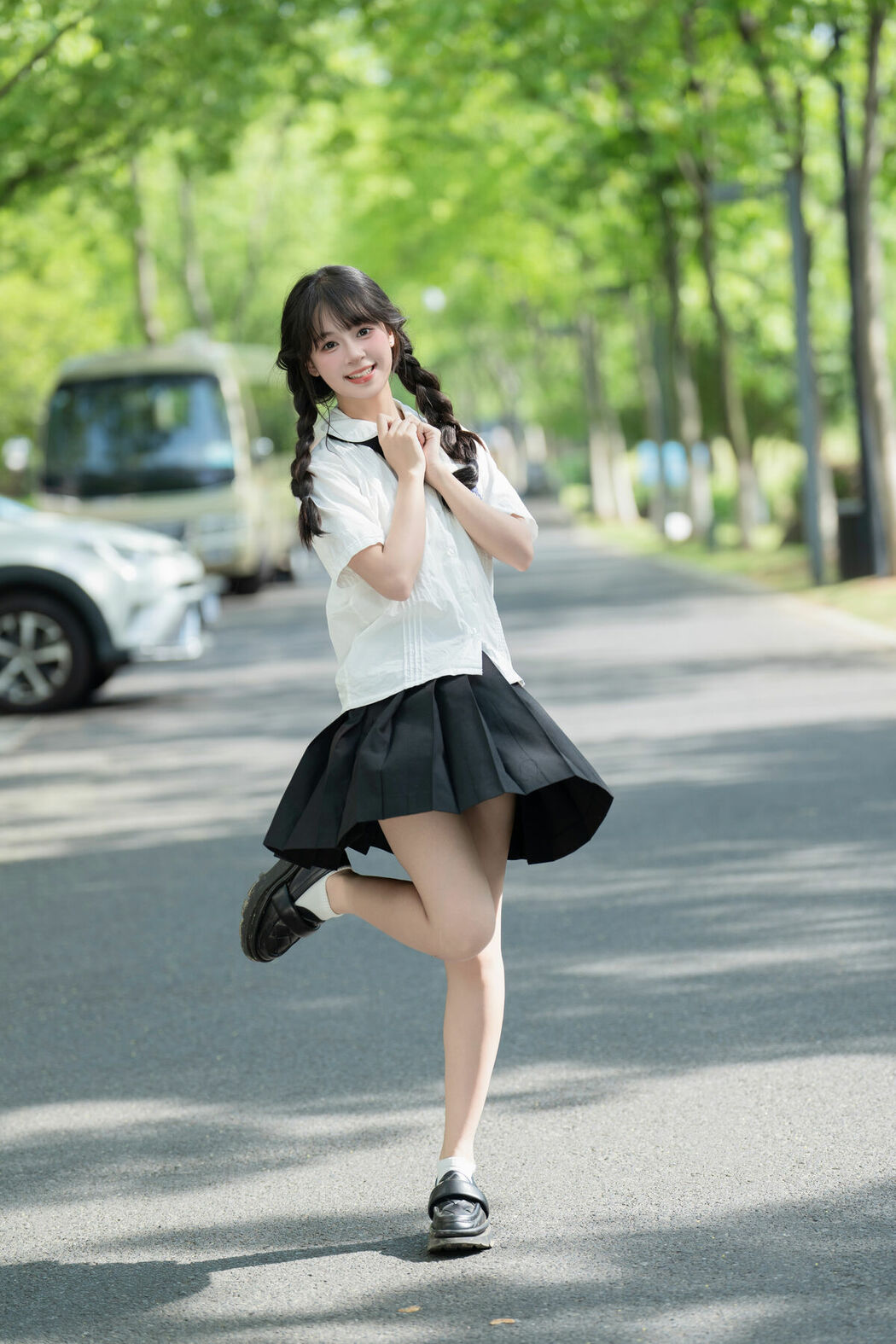 YiTuYu艺图语 Vol.9185 Xia Yu Xiao Nian (29P)