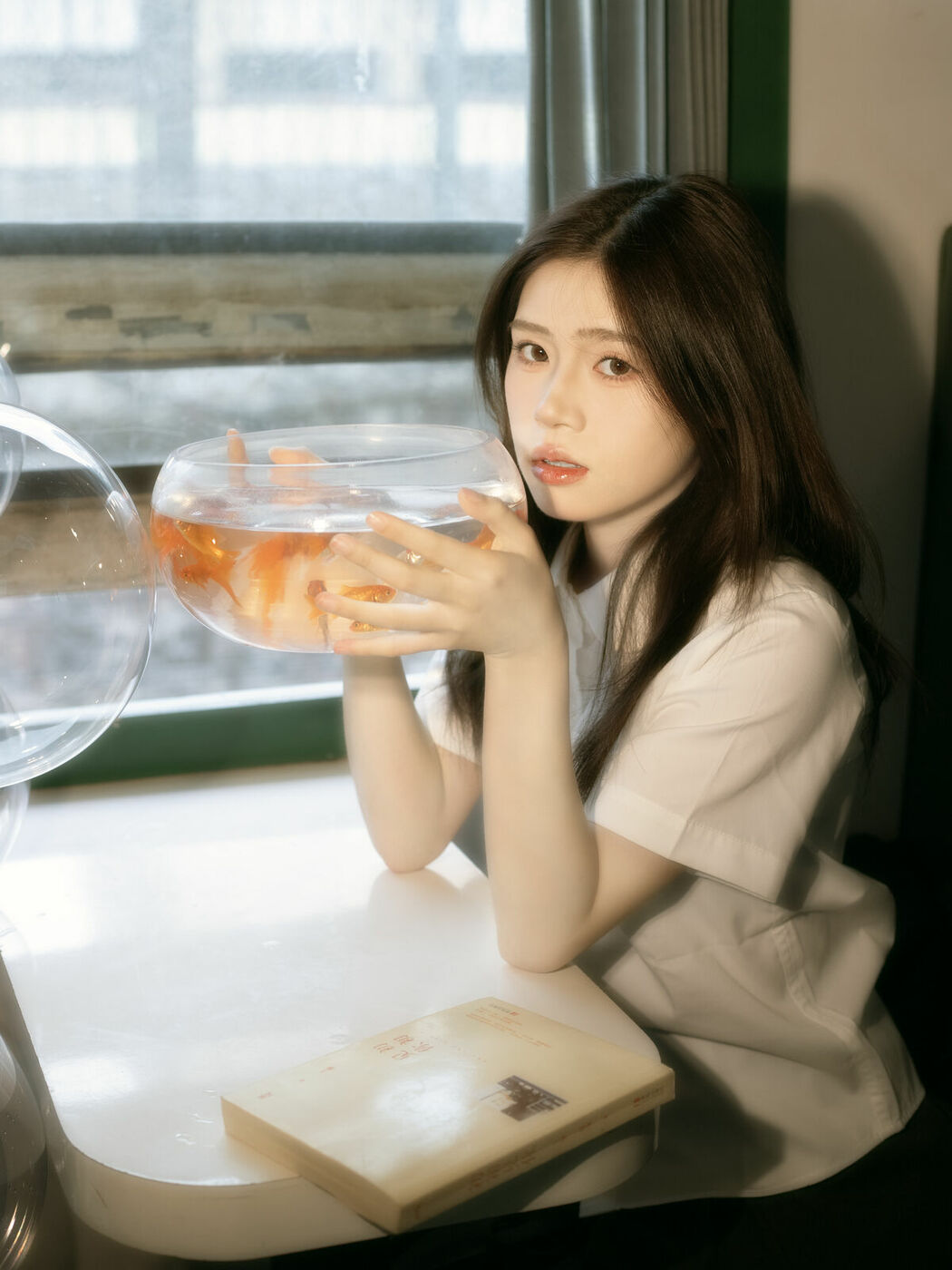 YiTuYu艺图语 Vol.9225 Yi Li Jin Dou Zi (28P)