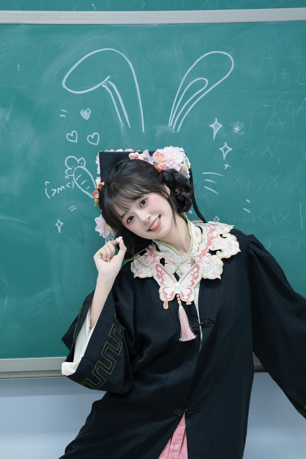 YiTuYu艺图语 Vol.9219 Xia Yu Xiao Nian (28P)