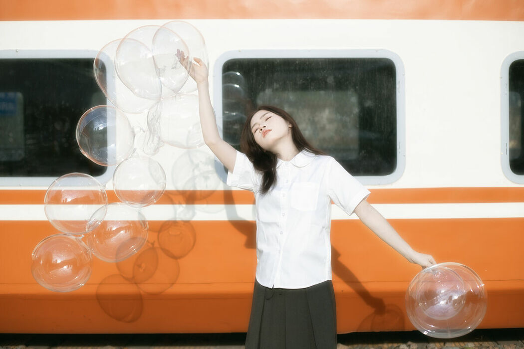 YiTuYu艺图语 Vol.9225 Yi Li Jin Dou Zi (28P)