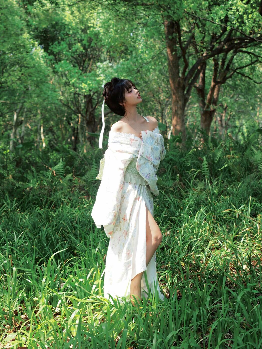 YiTuYu艺图语 Vol.9216 Xiao Xin Yi Yi (14P)