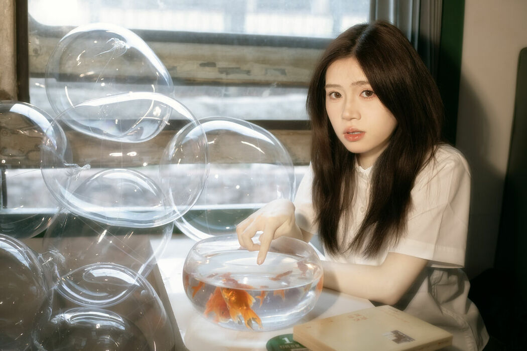 YiTuYu艺图语 Vol.9225 Yi Li Jin Dou Zi (28P)