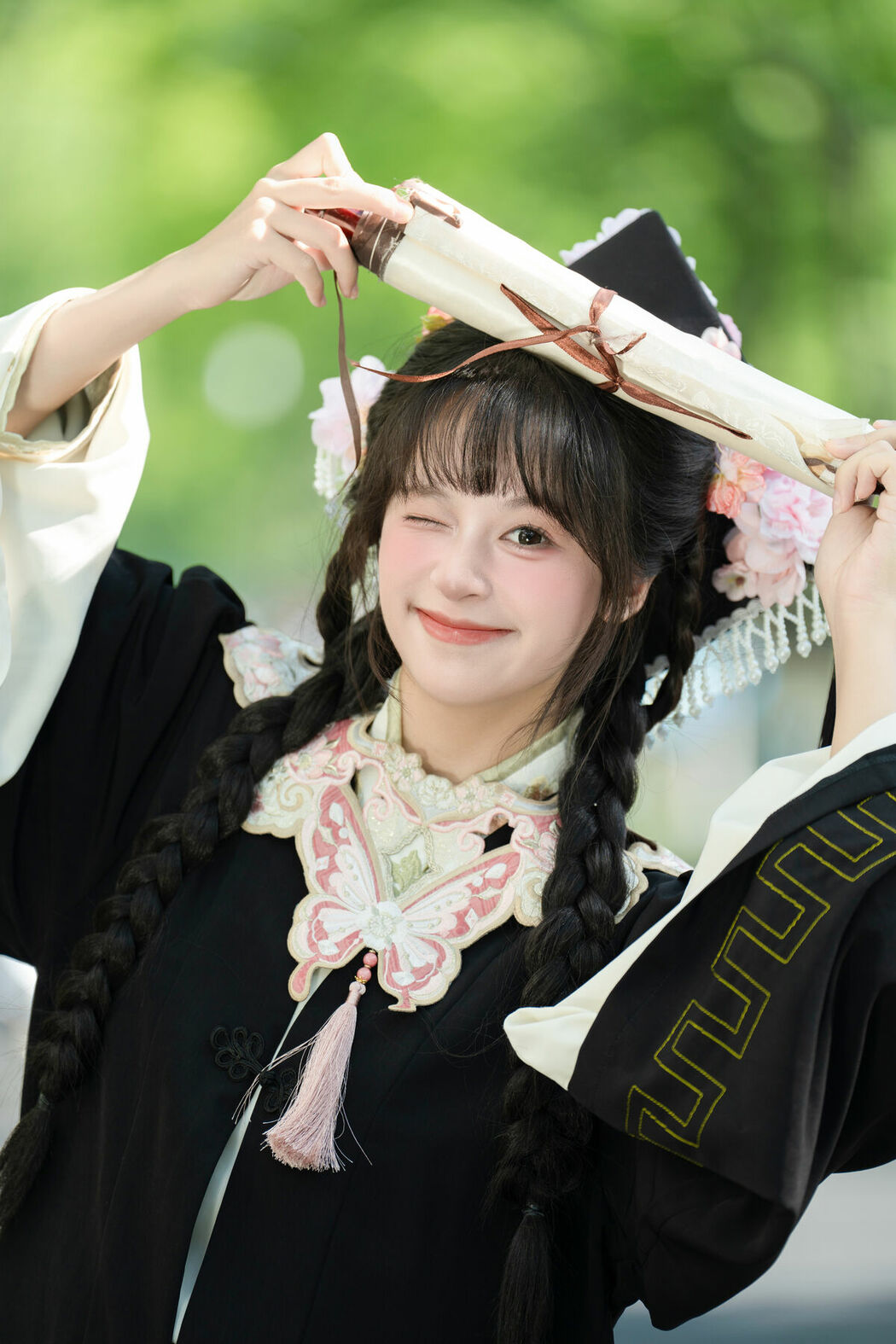 YiTuYu艺图语 Vol.9219 Xia Yu Xiao Nian (28P)