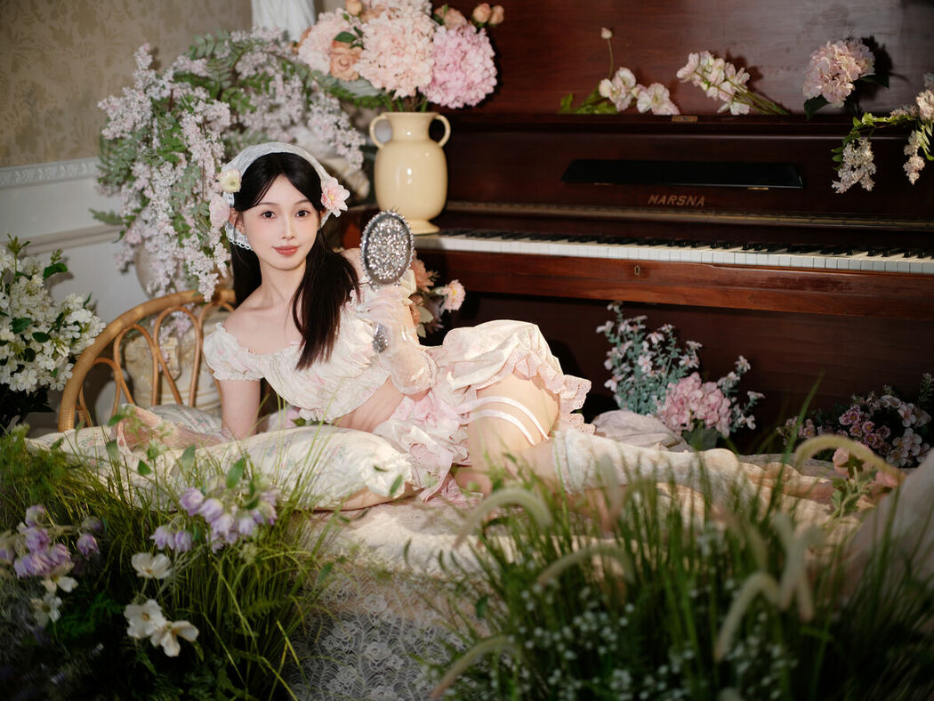 YiTuYu艺图语 Vol.9222 Suan Nai Jia Xin Hao Hao Ci (18P)