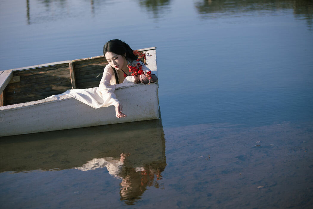 YiTuYu艺图语 Vol.9215 Wan Jiang Ting (34P)