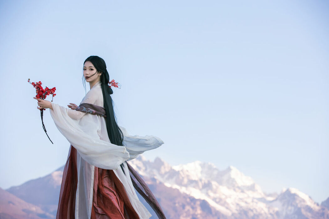 YiTuYu艺图语 Vol.9215 Wan Jiang Ting (34P)