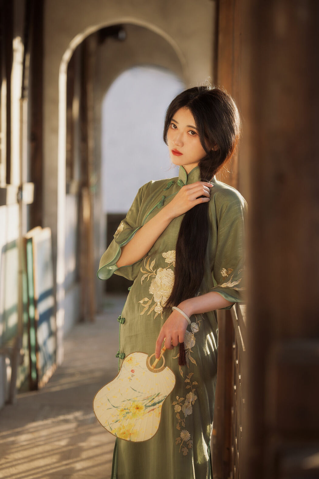 YiTuYu艺图语 Vol.9180 Dang Chu Jiao Ren Jia Xiao Tian Tian (16P)